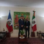 M. Jean Rony Alexandre et l’Ambassadeur du Mexique en Haïti, Son Excellence M. José de Jesús Cisneros Chávez