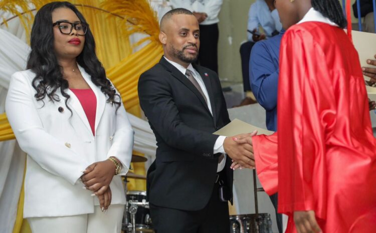  Monsieur Jean Rony ALEXANDRE, parrain de la Promotion François Duvalier : 100 jeunes diplômés prêts à servir leur communauté